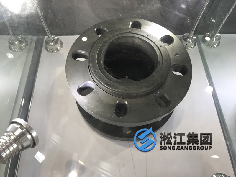 淞江集團攜高端橡膠接頭參加2017年上海泵管閥展會現場 淞江集團攜高端橡膠接頭參加2017年上海泵管閥展會現場