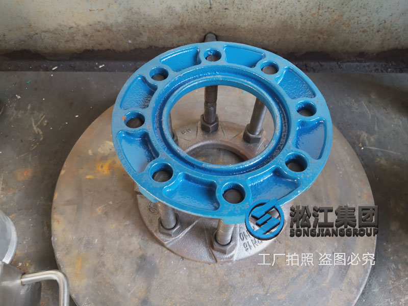 【質量與控制】QT450球墨法蘭輕松通過20噸壓力檢測 【質量與控制】QT450球墨法蘭輕松通過20噸壓力檢測